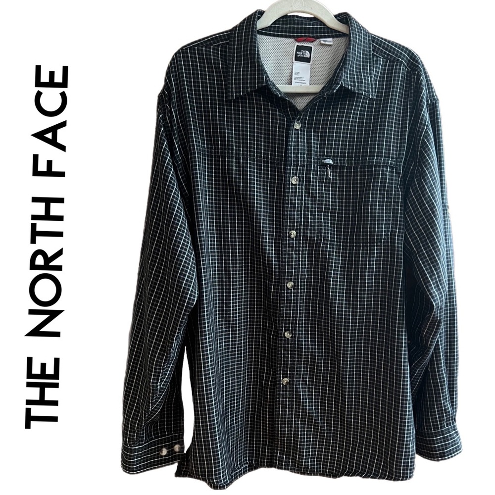 The North Face Black & White Plaid Button Down Long Sleeve Shirt SZ - L